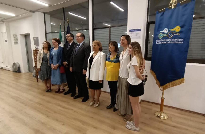 La UNAM inaugura la biblioteca “Manuel Gamio”; resguarda acervo del indigenismo en AL